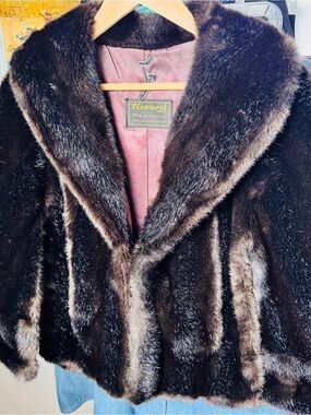 Vintage 60s/70s Tissavel of France Black/Brown Faux Fur Cape
